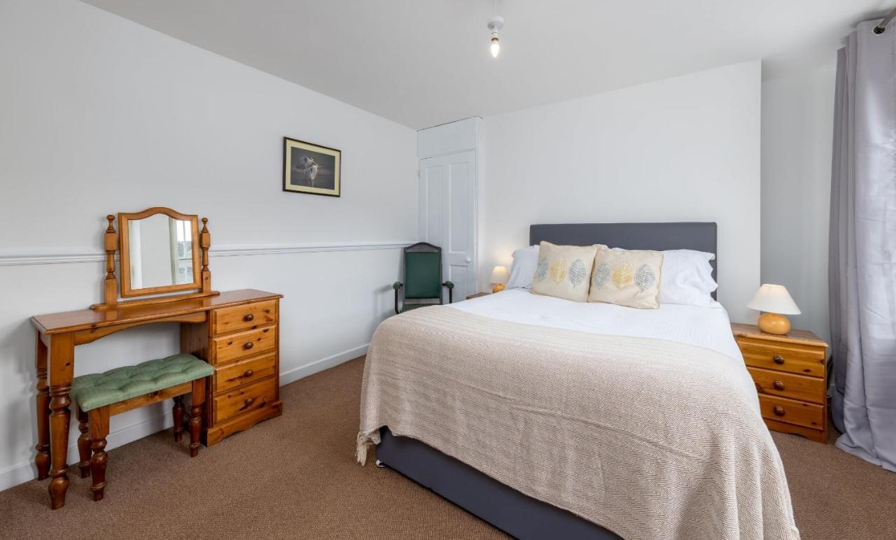 Muncaster Castle Coachman'S Quarters Bed & Breakfast Ravenglass Ngoại thất bức ảnh