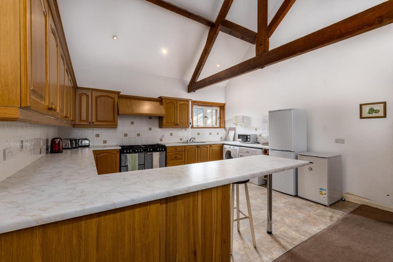 Muncaster Castle Coachman'S Quarters Bed & Breakfast Ravenglass Ngoại thất bức ảnh