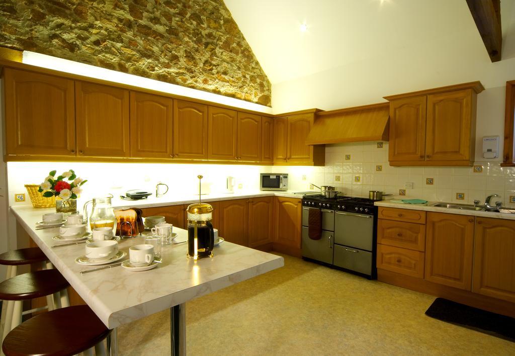 Muncaster Castle Coachman'S Quarters Bed & Breakfast Ravenglass Ngoại thất bức ảnh