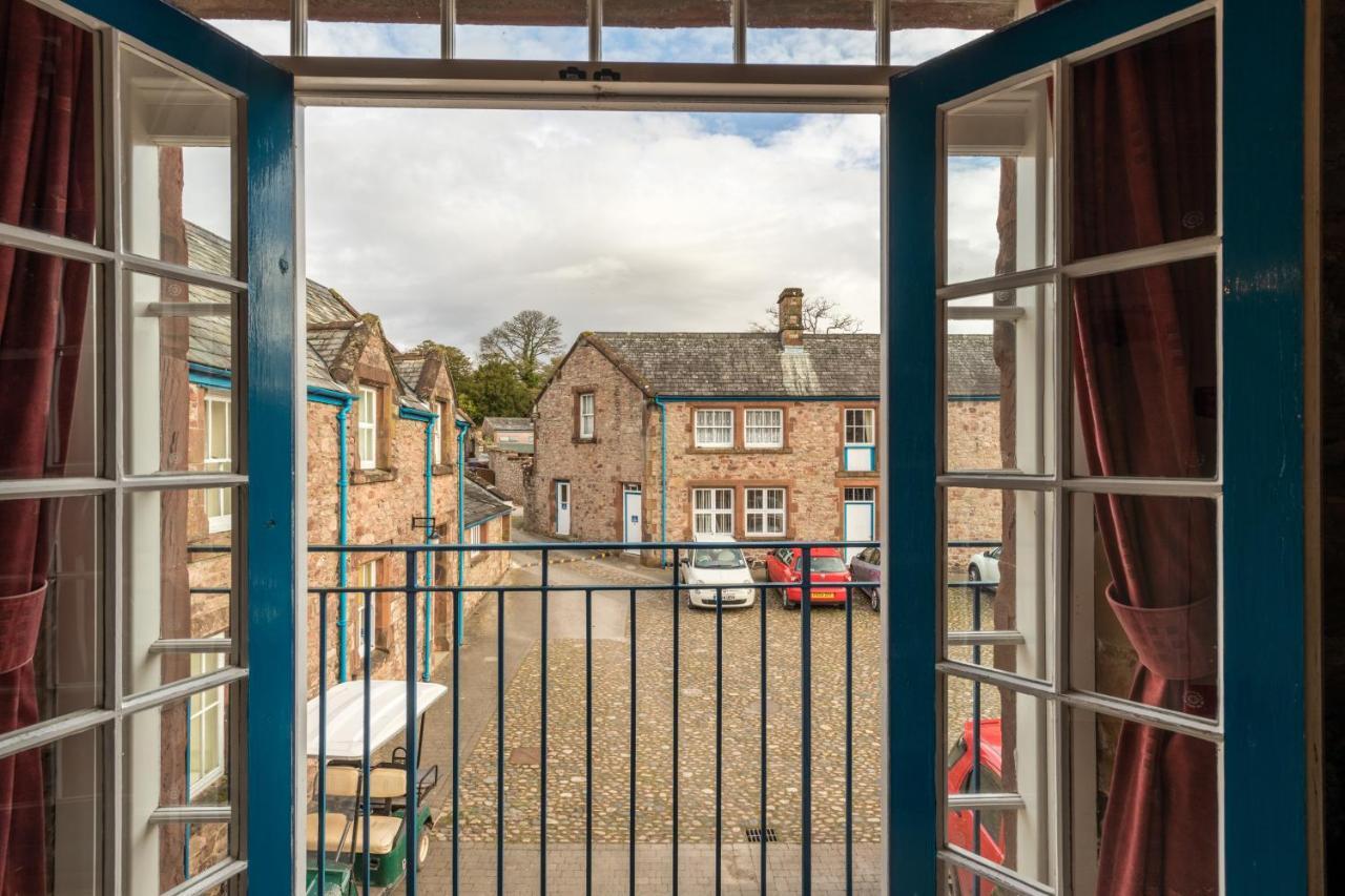 Muncaster Castle Coachman'S Quarters Bed & Breakfast Ravenglass Ngoại thất bức ảnh